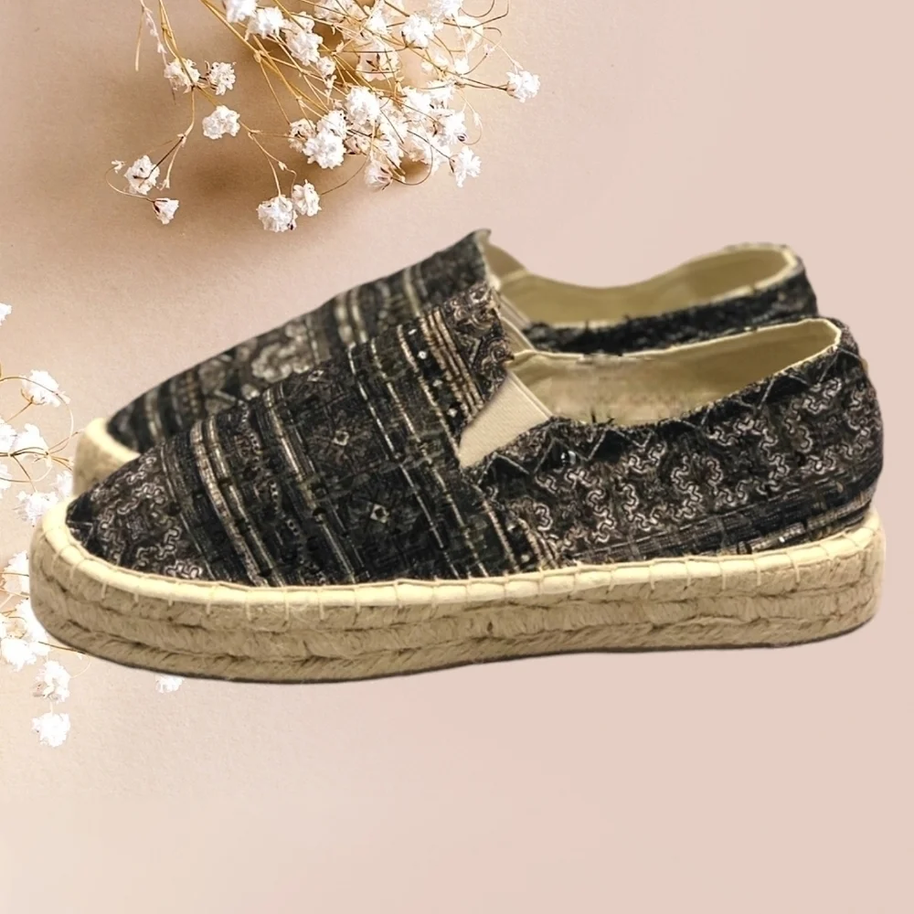 Muk Luks Espadrille Slip-On Shoes Size 10 Gray/ Tan